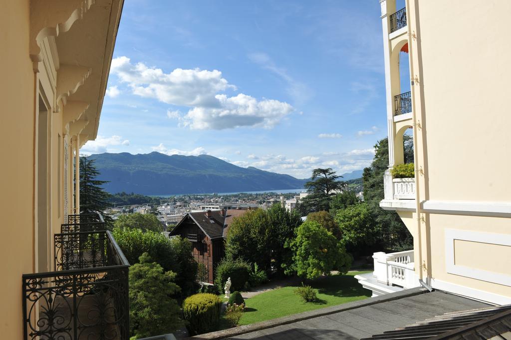 Апарт готель Aux Meubles Du Manoir Екс-ле-Бен Екстер'єр фото