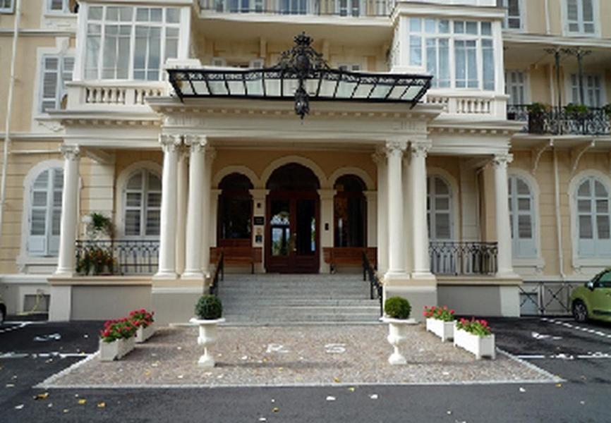 Апарт готель Aux Meubles Du Manoir Екс-ле-Бен Екстер'єр фото