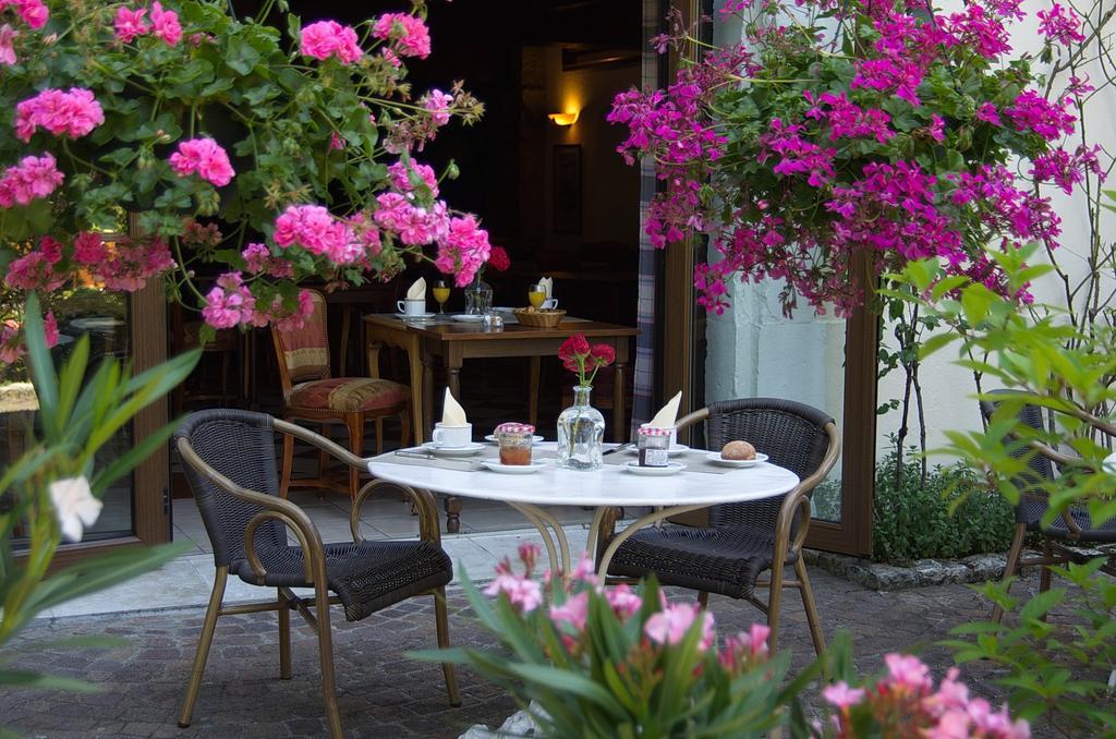 Апарт готель Aux Meubles Du Manoir Екс-ле-Бен Екстер'єр фото